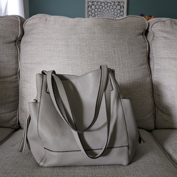 Michael Kors Ashbury Large Grab Leather Bag - Picture 7 of 14